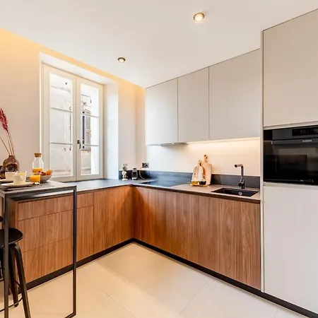 Chic 3 Pieces Duplex Clim & Bureaux - 6 Pers * Vallauris